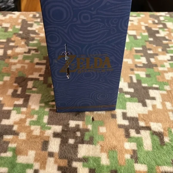 The Legend of Zelda Sheikah Projection light/lamp - Nintendo - Picture 5 of 6